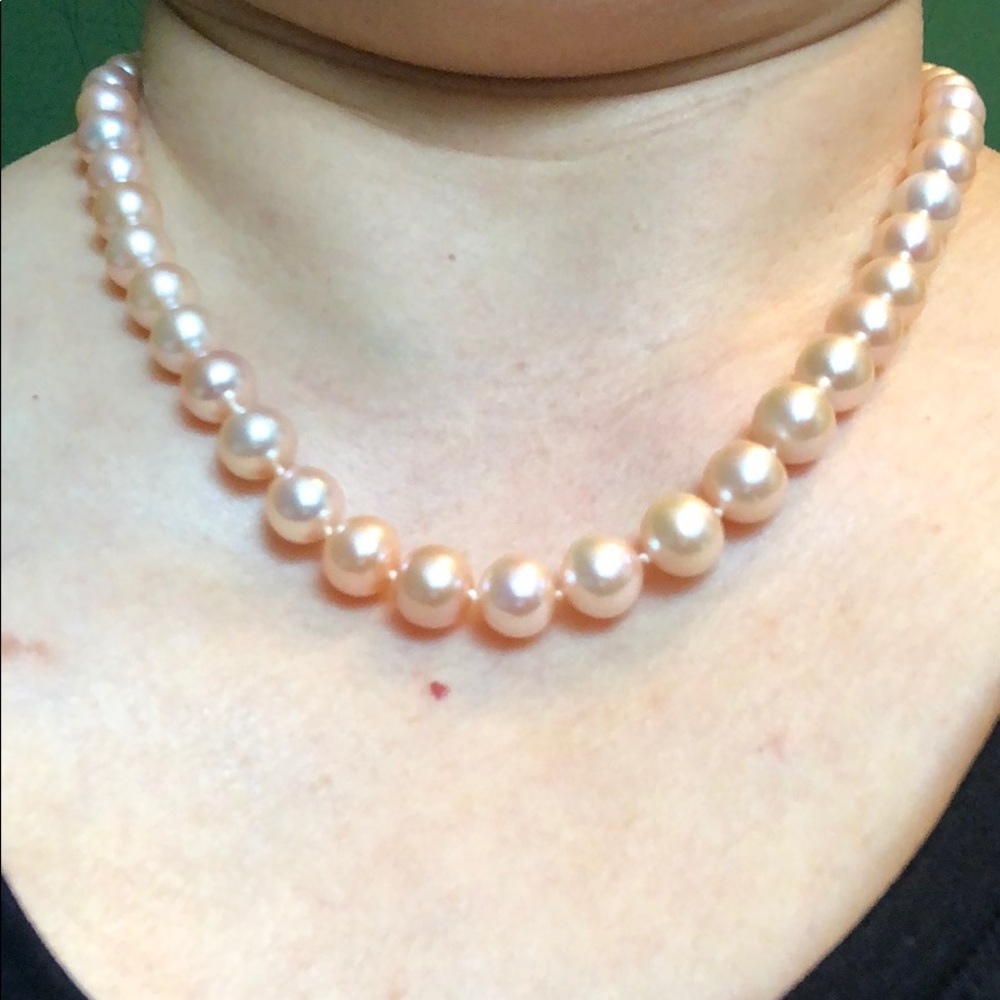 Peach color Freshwater pearl necklace